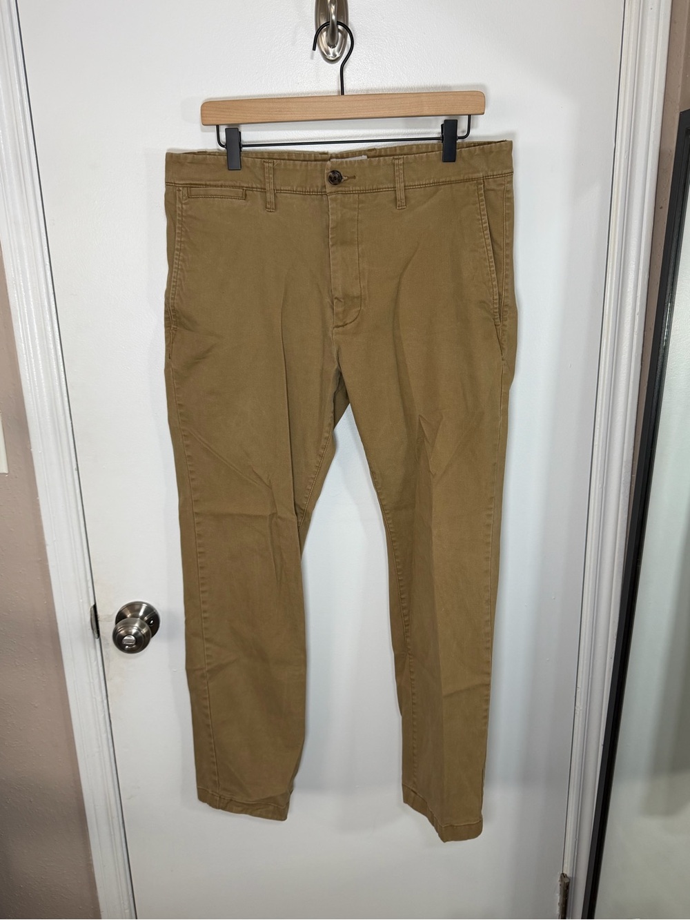 Classic Slim Chino Pants in Khaki 36x30
